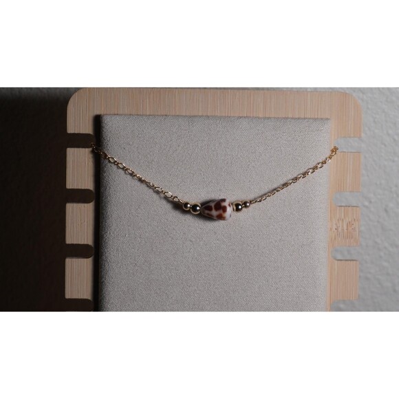 Hebrew Shell Chain Bracelet - Picture 4 of 6